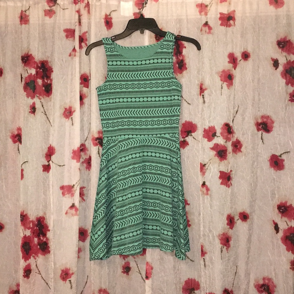Bethany Mota turquoise patterned dress 👗